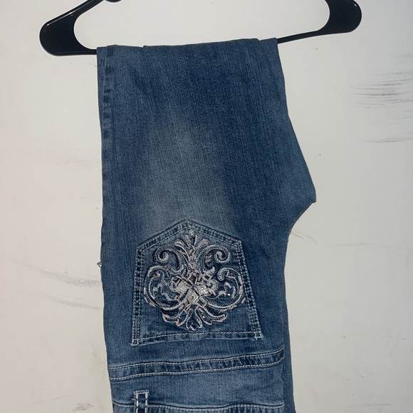 Women's Blue Embroidered Jeans - Picture 4 of 5